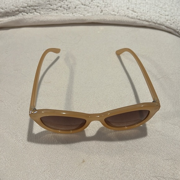 Tan Sunglasses - Picture 3 of 5
